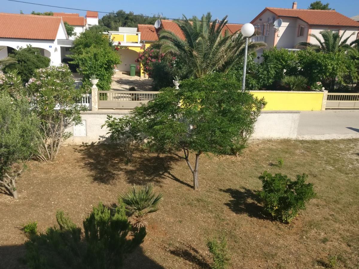 Apartment Bucic Vir Eksteriør billede
