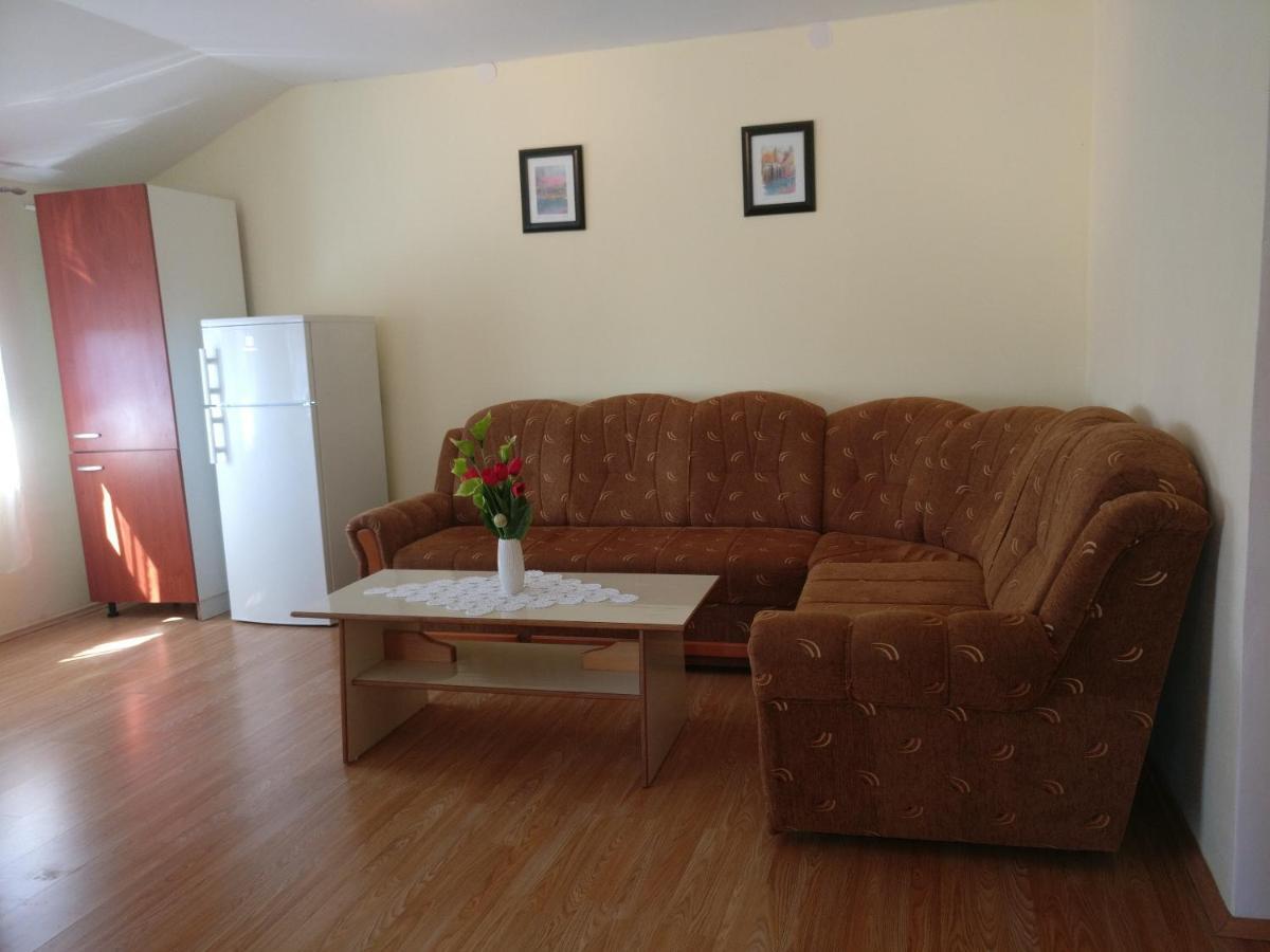Apartment Bucic Vir Eksteriør billede